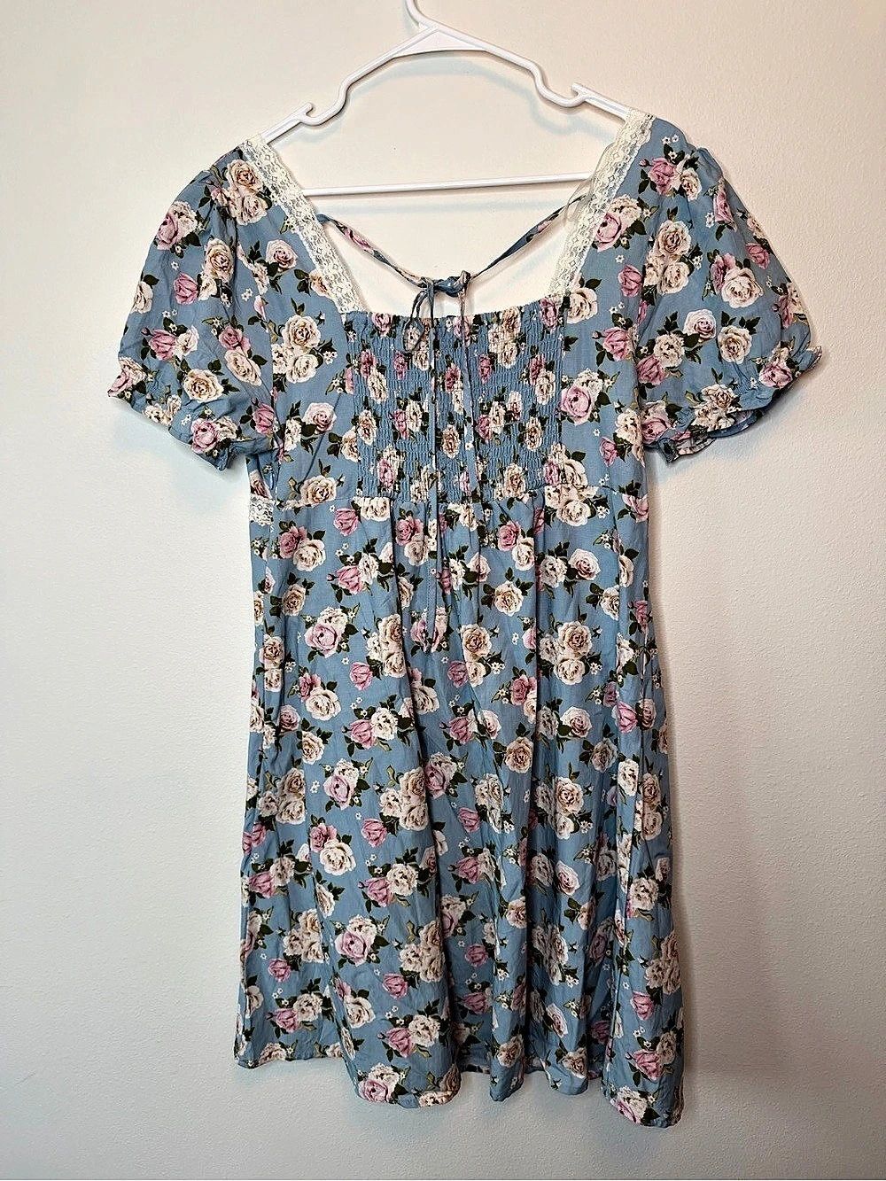 Celebrity Pink Sweet Floral Square-Neck Mini Dress Blue & Pink Large - Picture 2 of 6